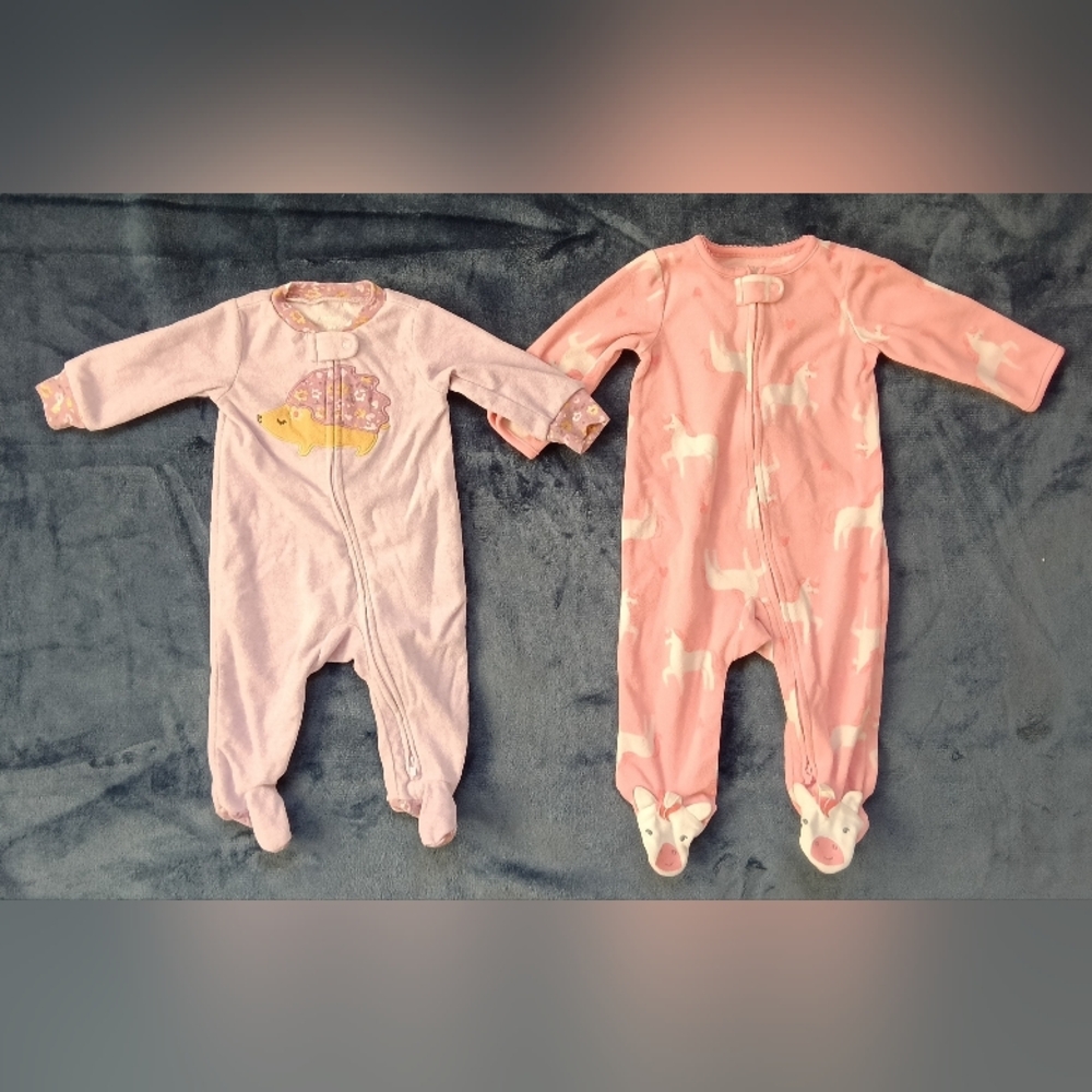 Carter's Girls 3M Fleece Warm Onesie Lot Of 2 Hedgehog Unicorn Sleeper